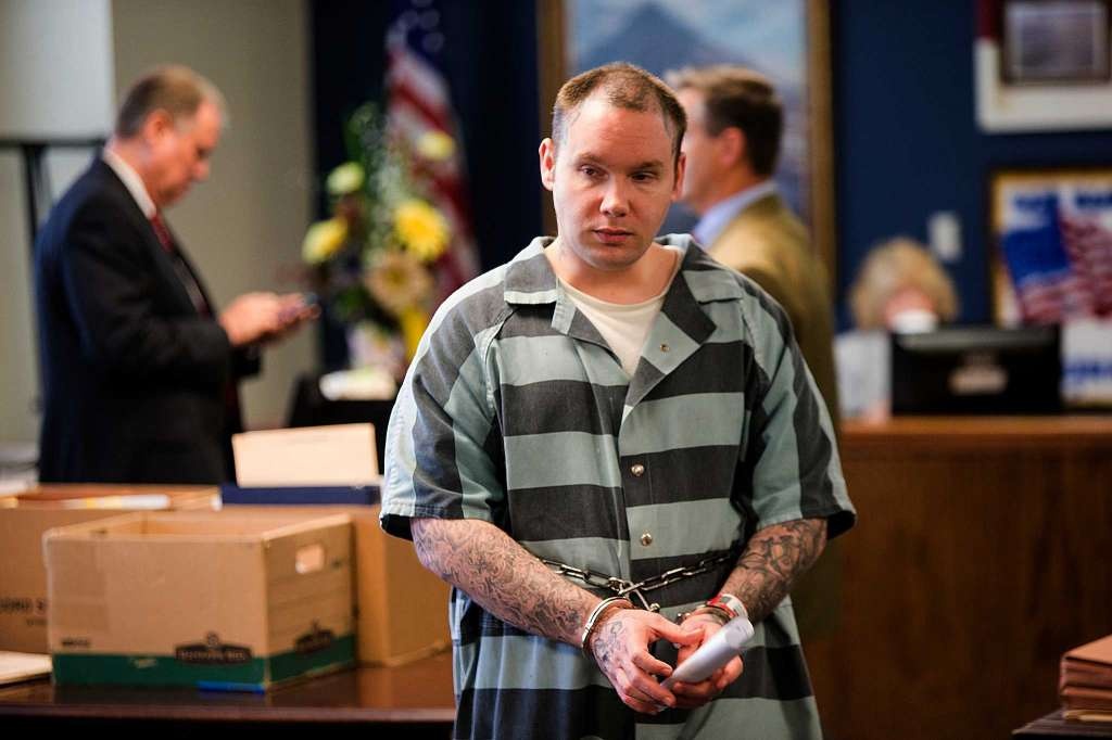 في الـ 8 من عمره اختطف وأحرق بوحشية... وبعد 12 عاماً أصيب بالسرطان وهذا ما كشفه عن المعتدي في لحظاته الأخيرة