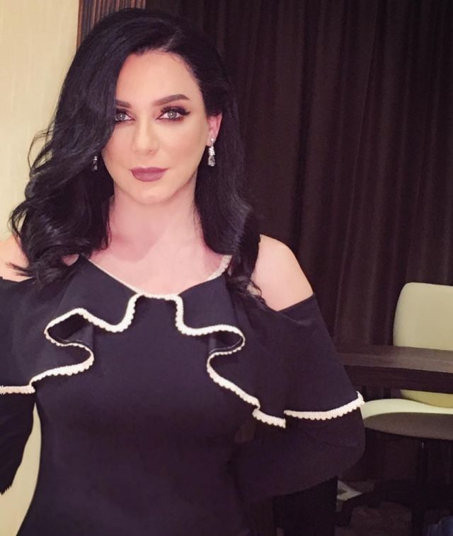 بالصور- سلاف فواخرجي تحتفل بعيد ميلادها... خمنوا كم أصبح عمرها