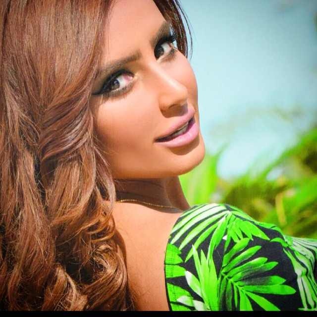 بالفيديو - أجمل اللقطات من حفل زفاف العنود الحربي.. شاهدوا فستانها الأسطوري!