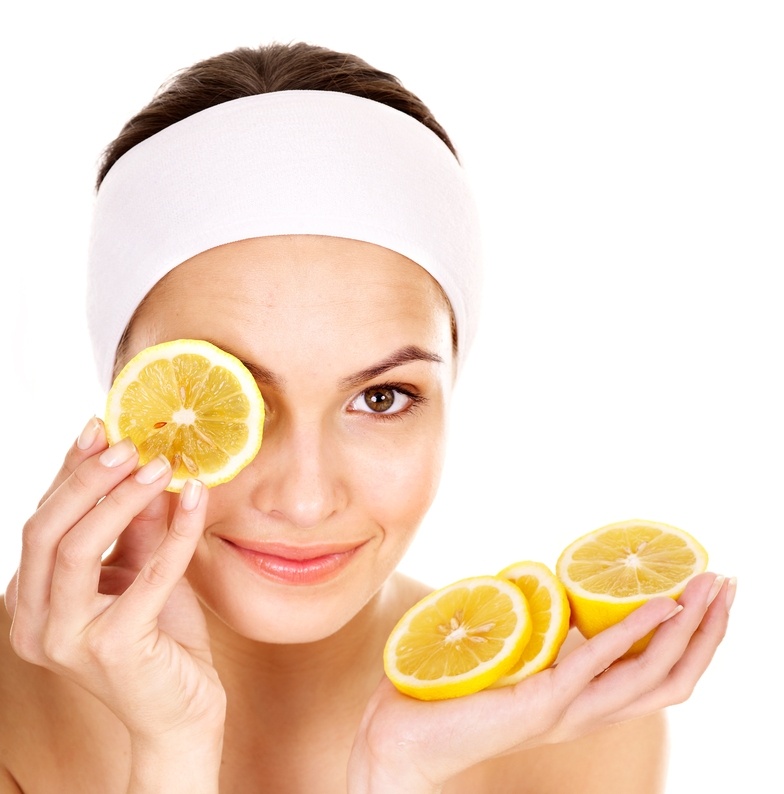 لتبييض كل مناطق بشرتك... هذه هي الطريقة الصحيحة لاستخدام عصير الليمون