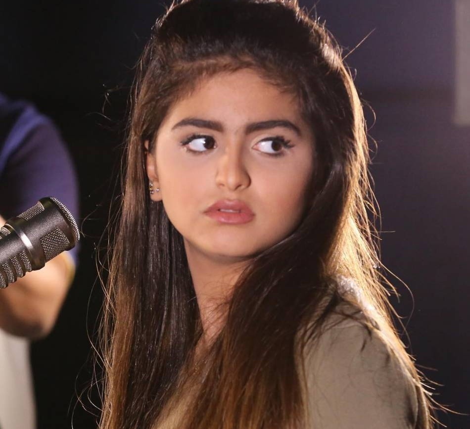 بالصور - حلا الترك بضربة قاضية لدنيا بطمة... وتنضم لـ MBC