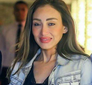 ريهام سعيد تثير الجدل باختفائها وبطنها المنتفخة.. هل هي حامل؟