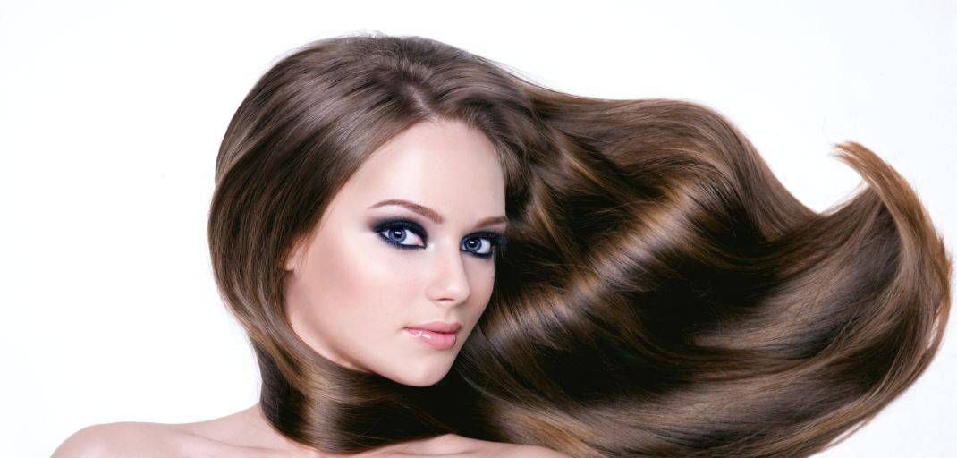 بالفيديو - هل تتصورين من أي مشكلة ستتخلصين إذا وضعت المايونيز على شعرك؟ جربي حيلة فرح دوكاي