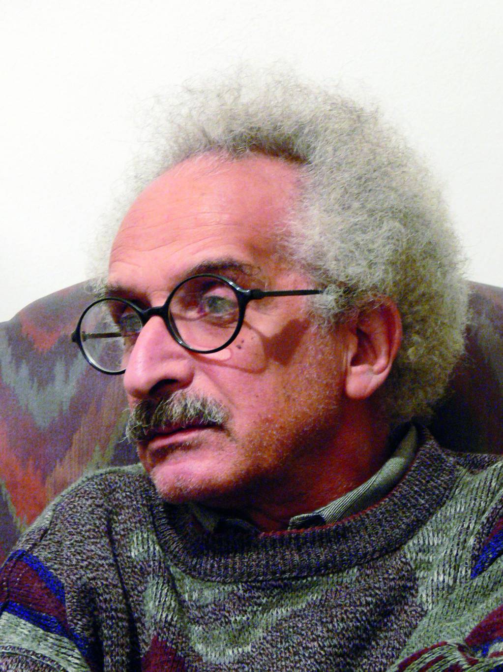 بعد 45 عاماً على كتابتها: صنع الله إبراهيم ينشر رواية  «67»