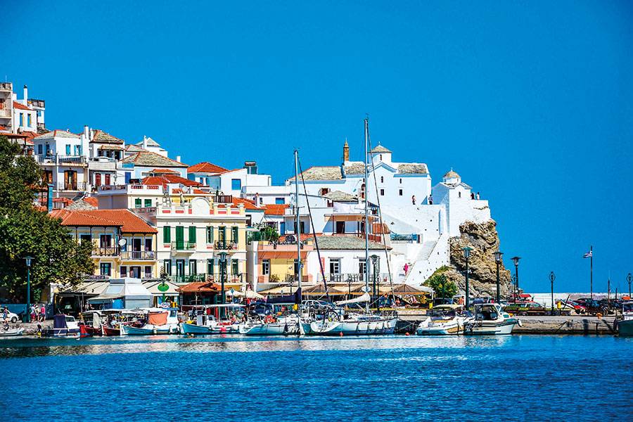 أبحري إلى أجمل موانئ مدن العالم البحرية