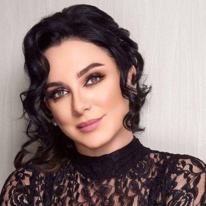 شاهدوا كيف كانت سلاف فواخرجي أيام المراهقة