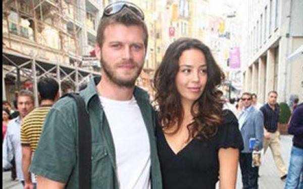 بالصور - حفلا زفاف لحبيبة 