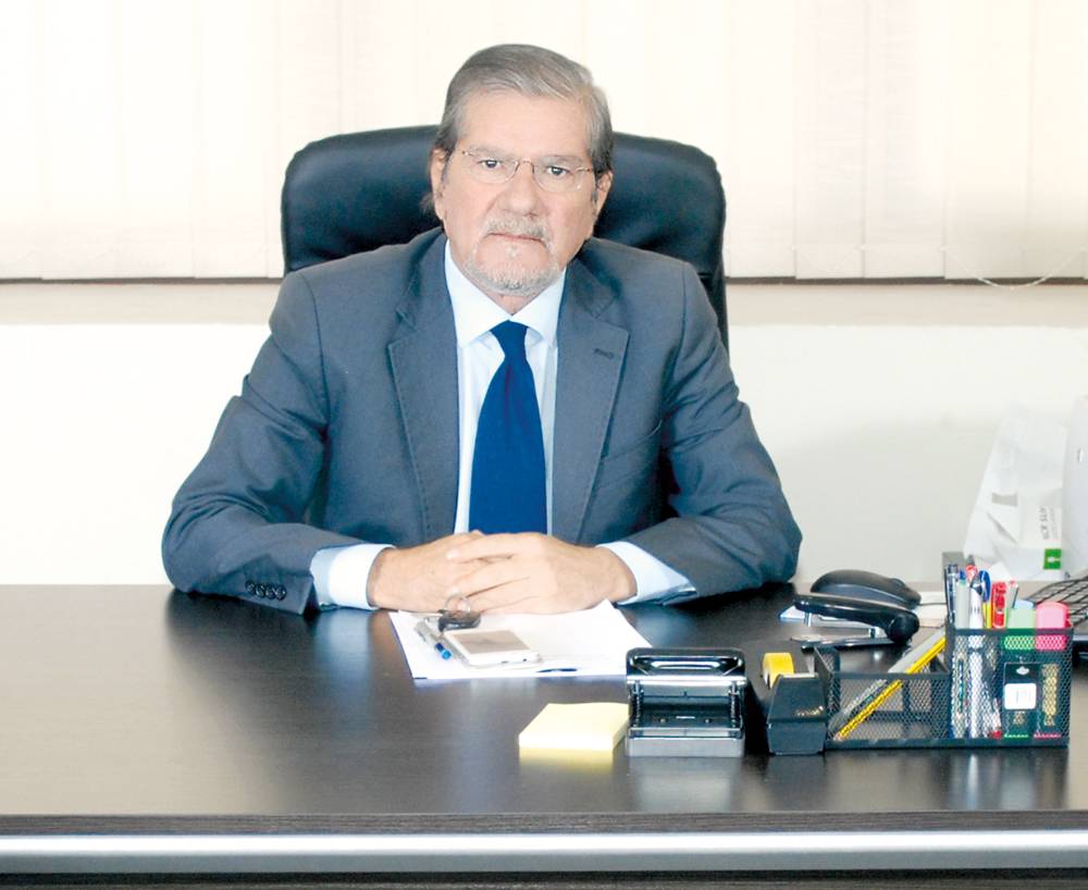 الكاتب والناقد والأديب السوري نواف يونس: «الصحافة الثقافية حرّة أكثر من السياسة»