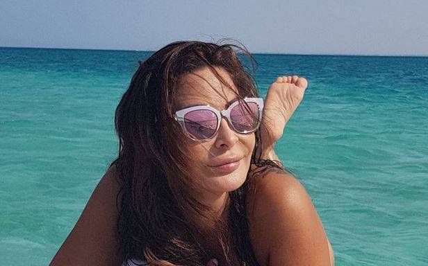 بالفيديو - إليسا تحسم الجدل وتكشف حقيقة استعدادها للزواج قريباً!