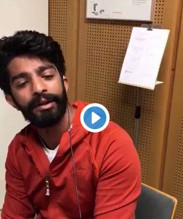 فيديو مؤثر - شاهدوا ردّ فعل شاب كويتي أصم يسمع صوت والدته للمرة الأولى!