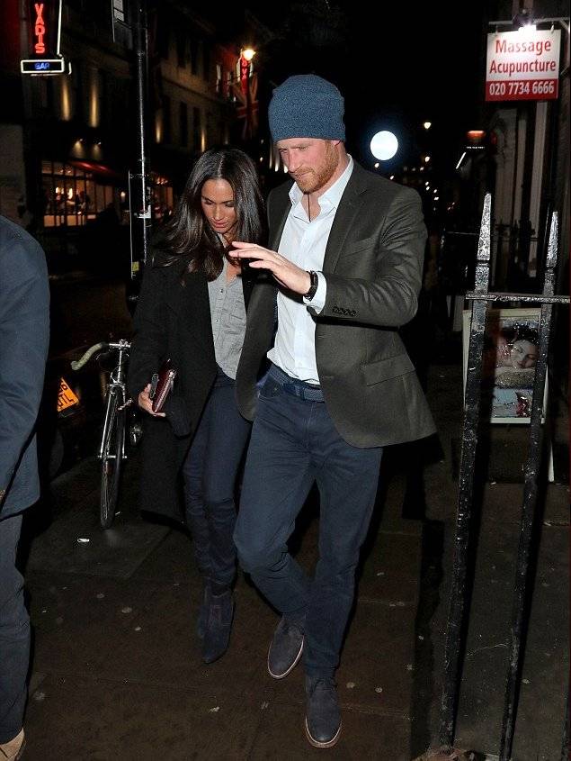 بالصور - الكشف عن مخبأ الأمير هاري وحبيبته السري.. شاهدوا روعته