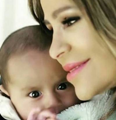 بالصورة - كارول سماحة تعايد ابنتها.. وهديتها لها مفاجئة!!