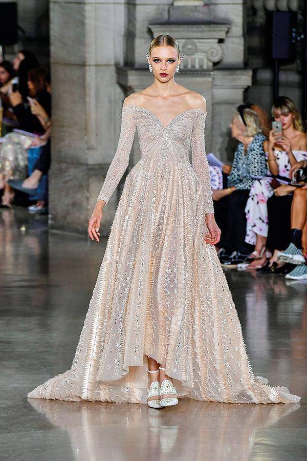 جورج حبيقة Georges Hobeika... سحر أزياء باريس بأنامل عربية