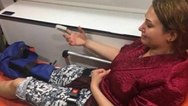 بالصور - رجل اعمال و30 من حراسه يهتكون عرض لواء في الجيش وعائلته!