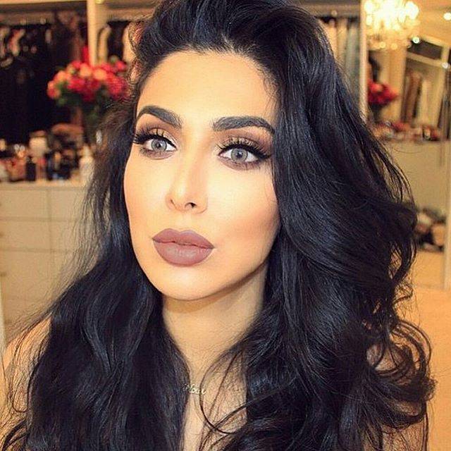 بالفيديو - هدى قطان تكشف عن أحدث صيحة أظافر بواسطة الشعر!!