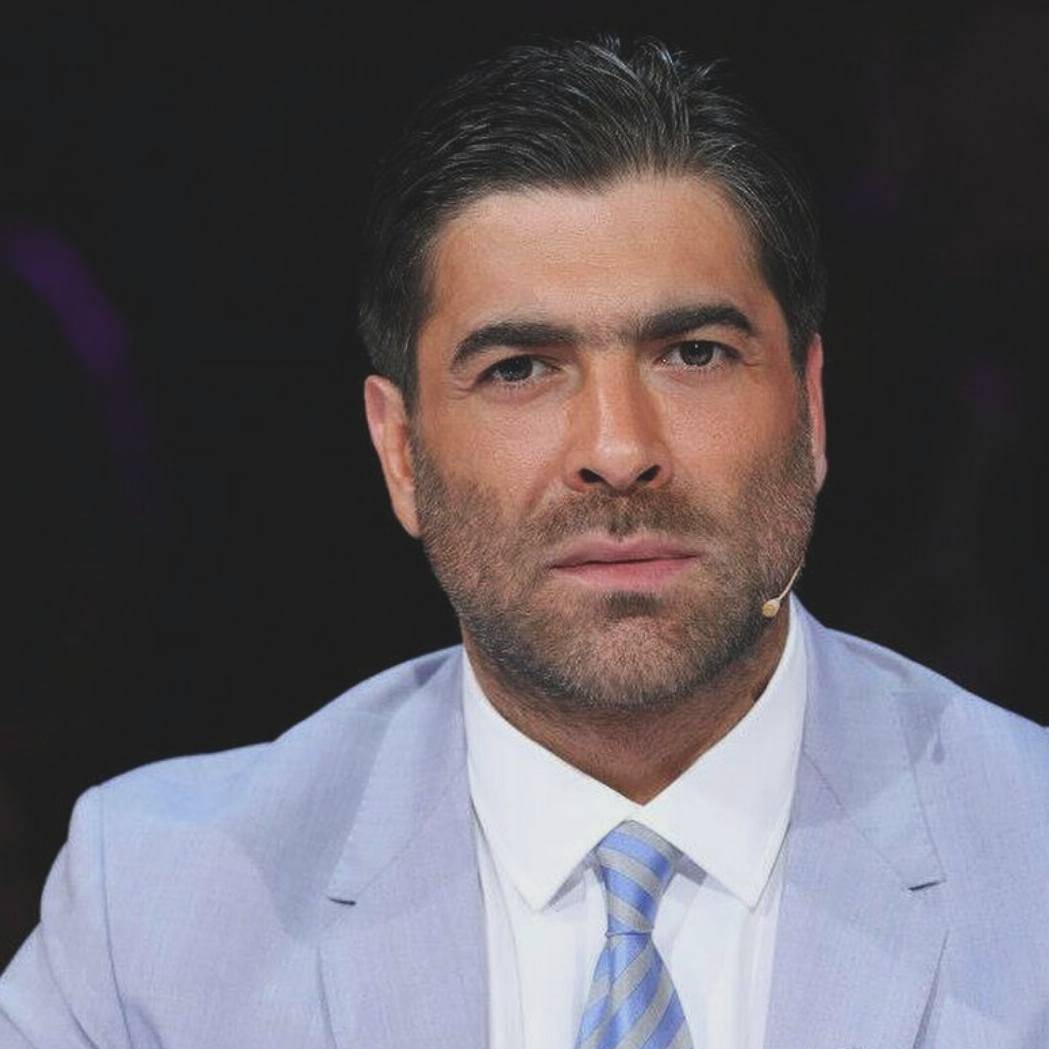 صور نادرة لوالد وائل كفوري... تعرّفوا إليه ولاحظوا الشبه المذهل بينهما