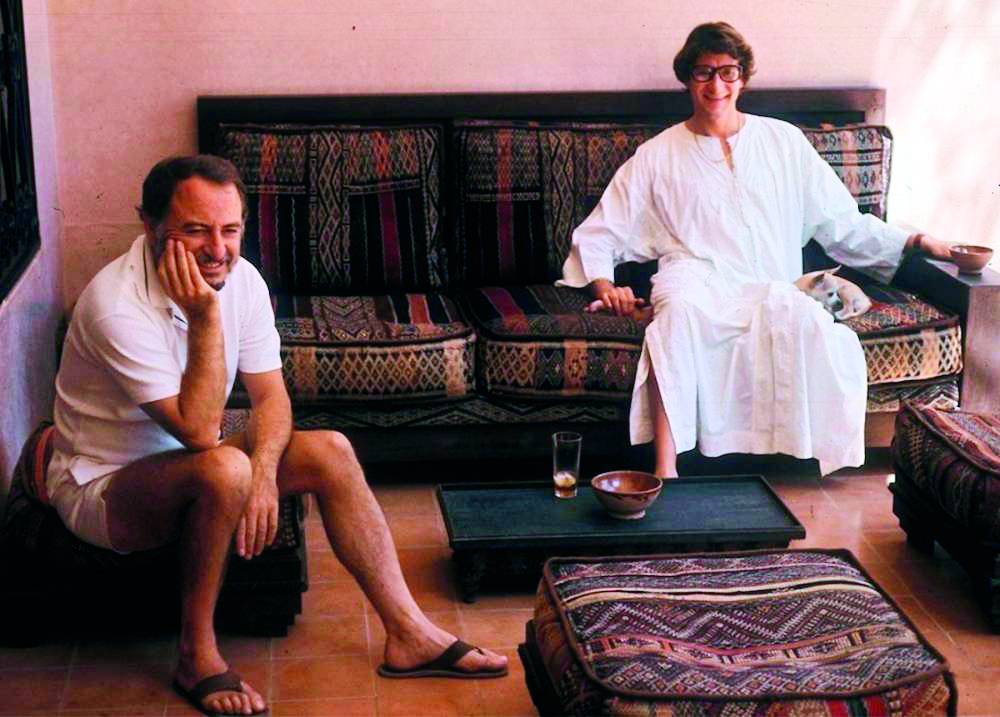 مراكش تستعد للاحتفاء بمصمّم الأزياء الفرنسي إيف سان لوران بعد نصف قرن على زيارته الأولى للمغرب