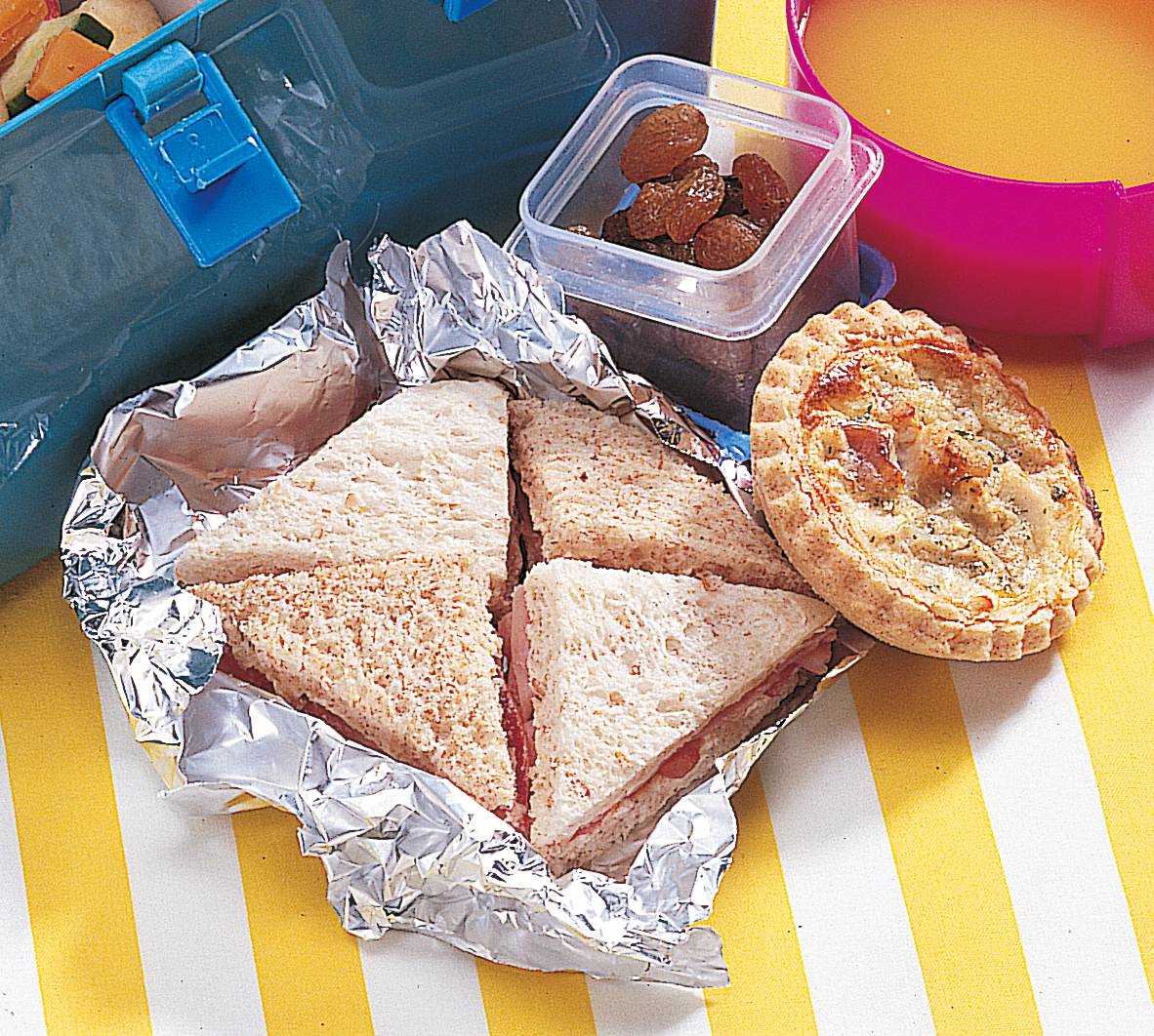 فطائر دجاج صغيرة