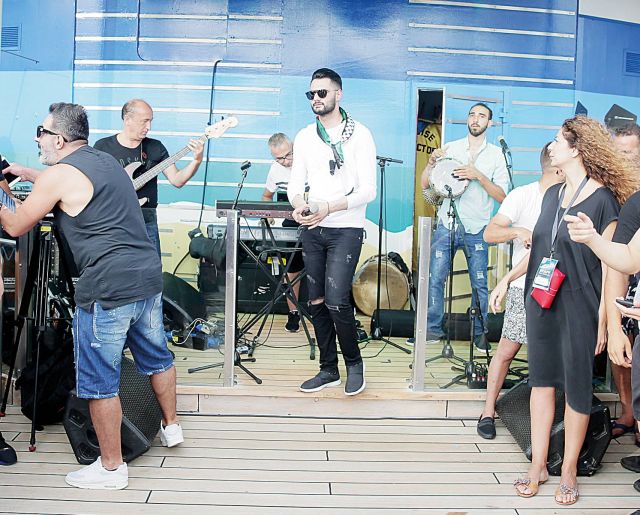 يعقوب شاهين