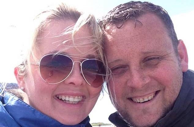 قصة محزنة - اكتشفت وفاة زوجها عبر الراديو... إليكم التفاصيل