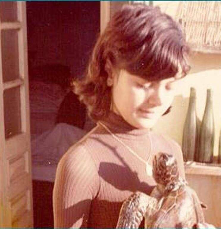 بالصور - هذه الصبية أصبحت سيدة الشاشة اللبنانية... خّمنوا من هي!