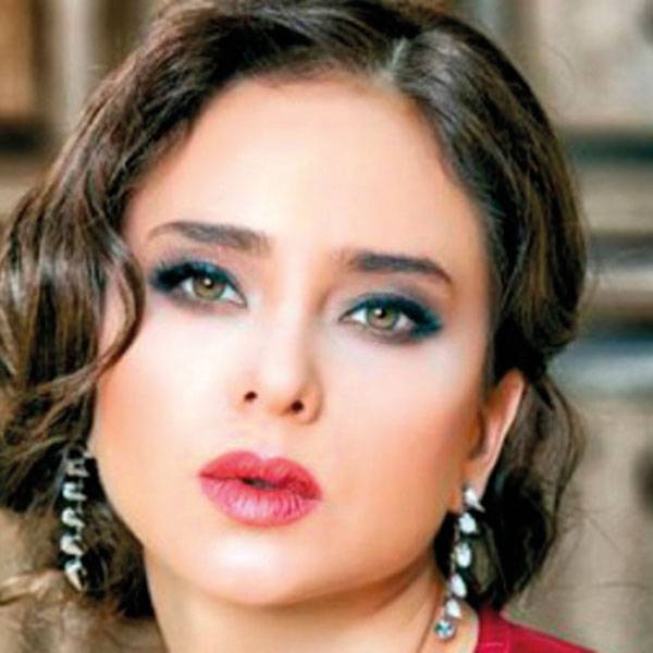 أي ماسكارا تختارين لشكل عينيك؟